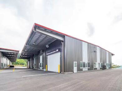 Estructura de acero prefabricada personalizada Almacenamiento Edificio de almacén Construcción estándar GB cobertizo de acero ensamblado Estructura prefabricada Dimensiones personalizables Ideal